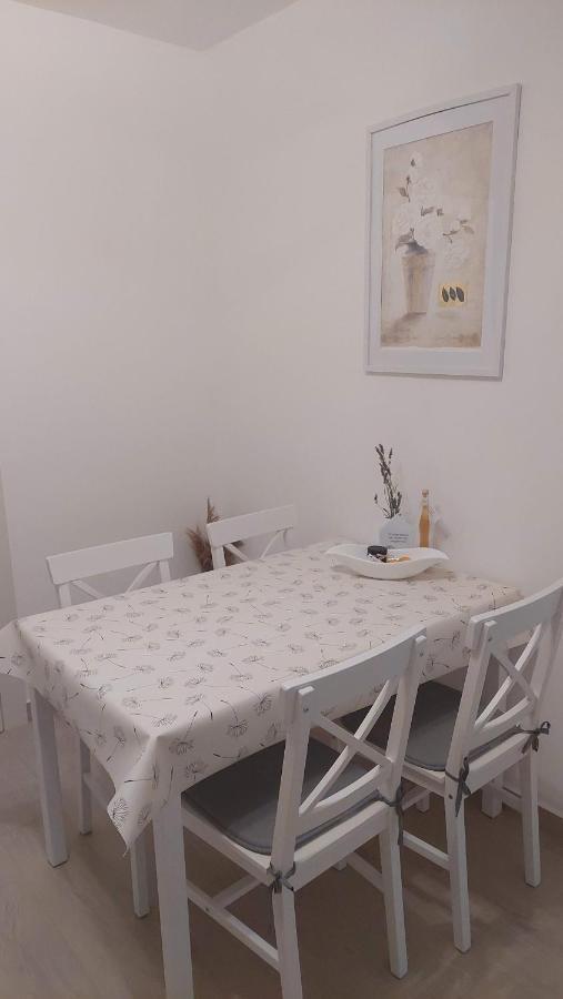 Apartma Rizana Dekani المظهر الخارجي الصورة